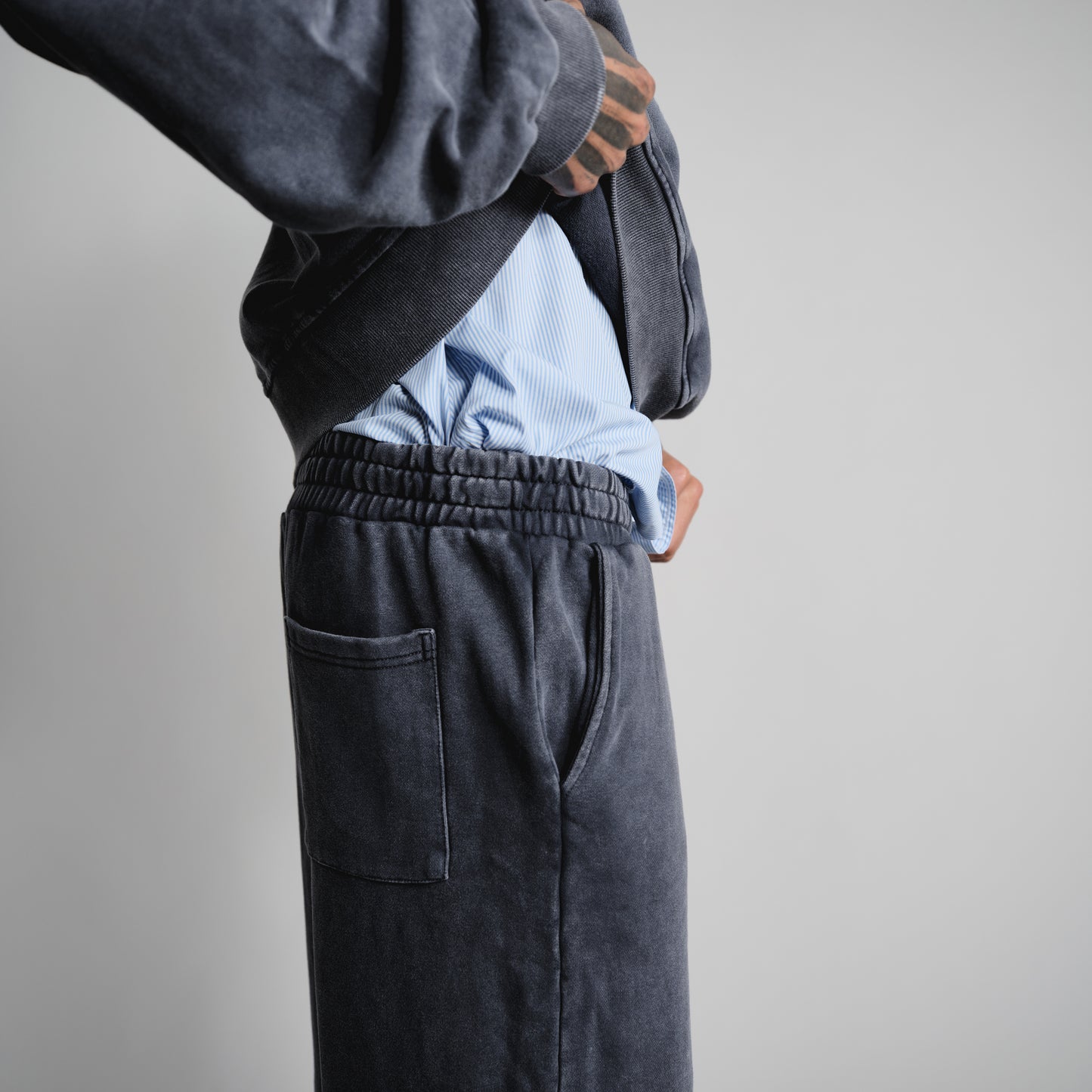 pantalones de chándal anchos